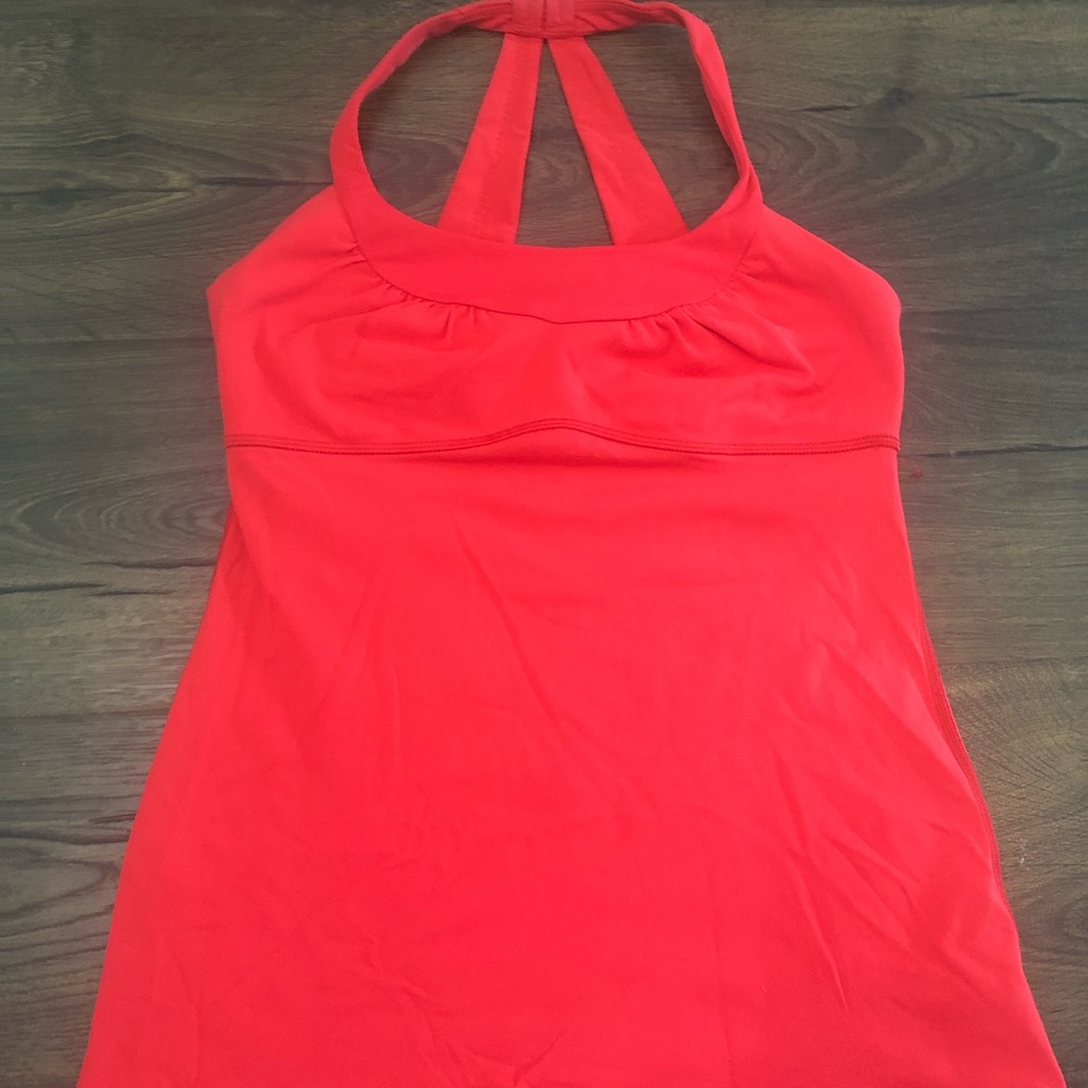 Lululemon Scoop Neck
